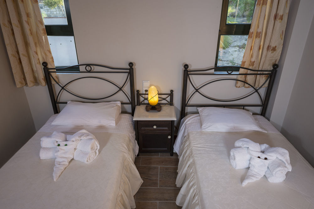 Athina Luxury Villas Xamoudhokhorion  Eksteriør billede